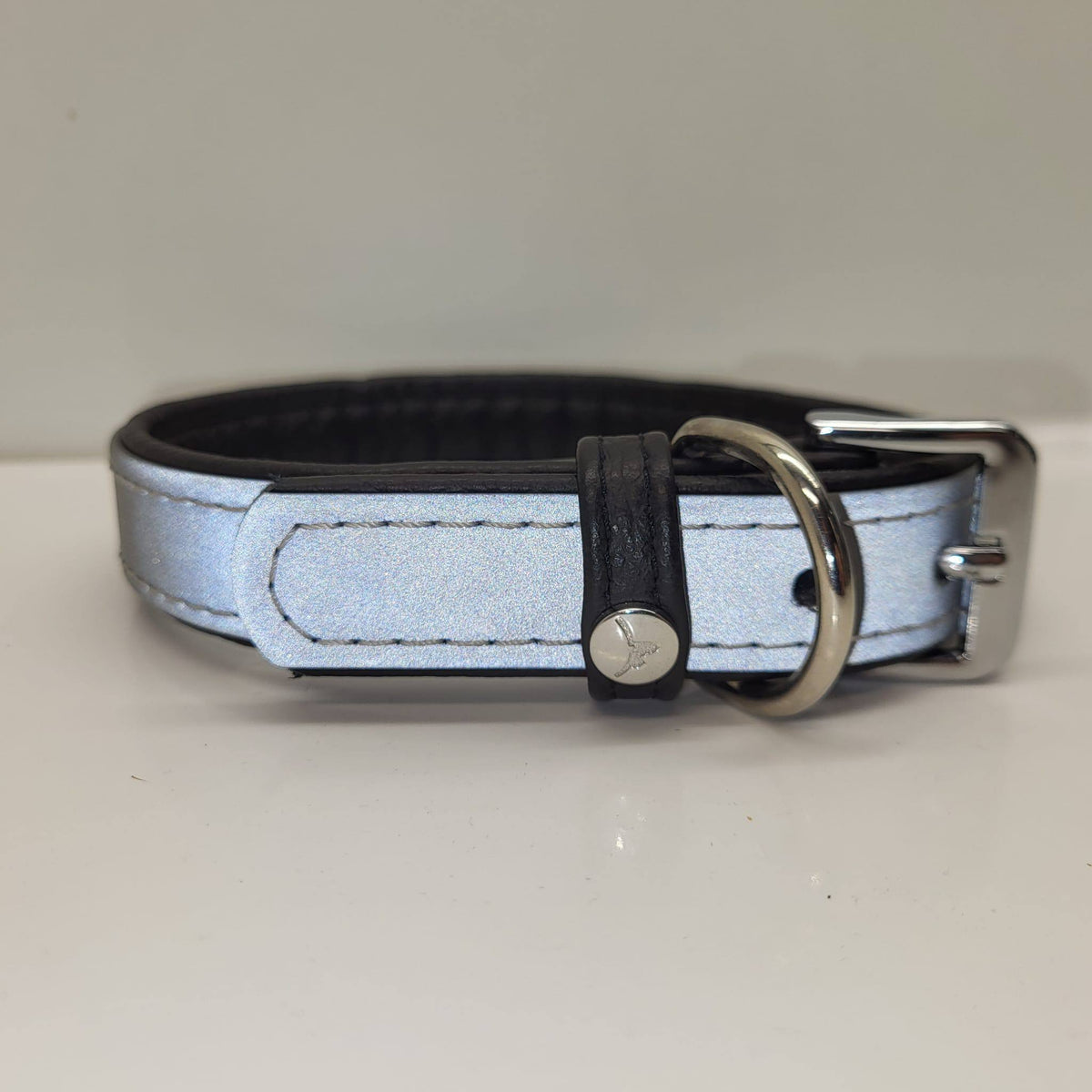 Julius K-9 Metallic Silver Leather Dog Collar